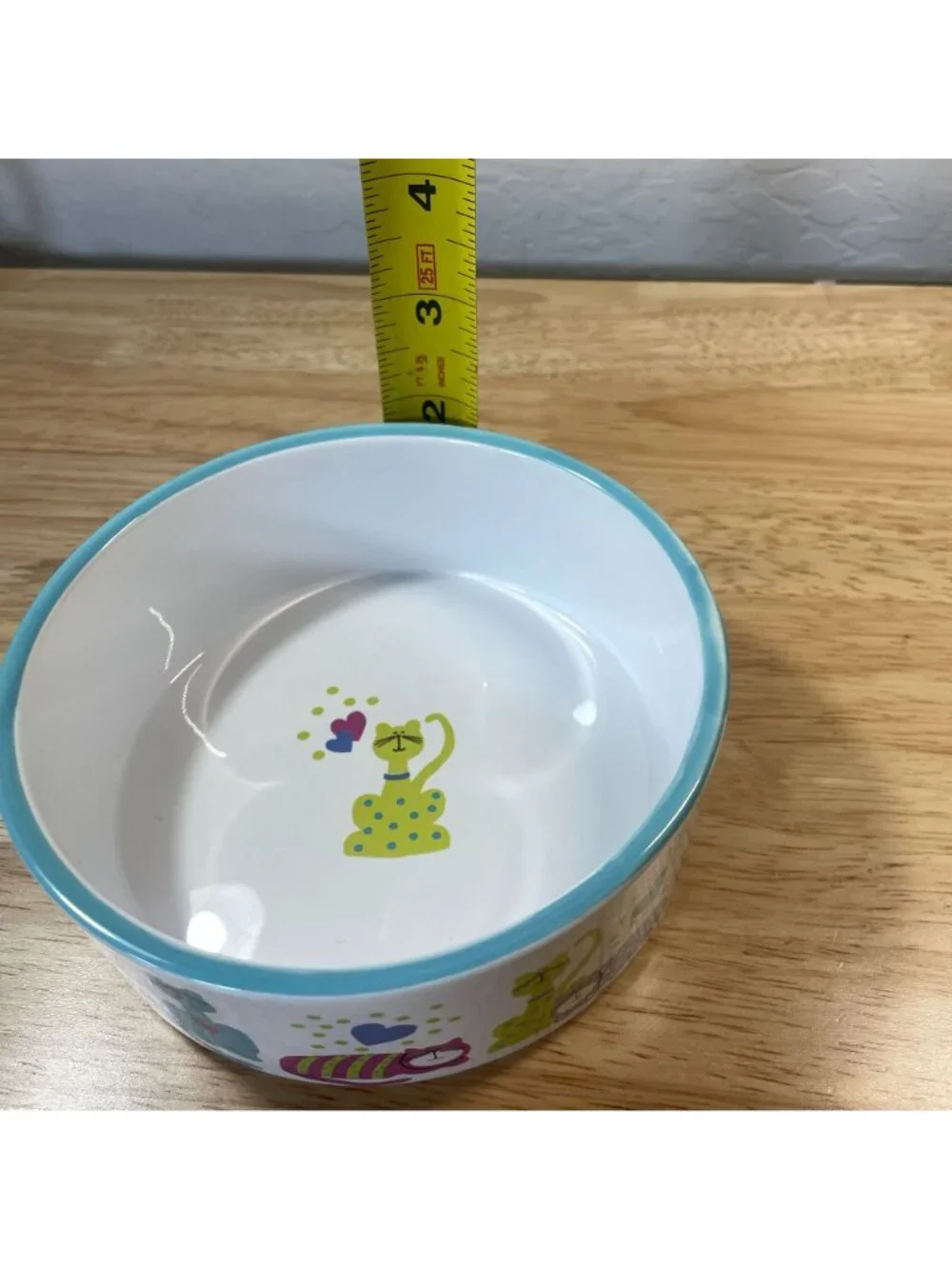 Whisker City Ceramic Polka Dot and Heart Cat Feeding Water Bowl Dish